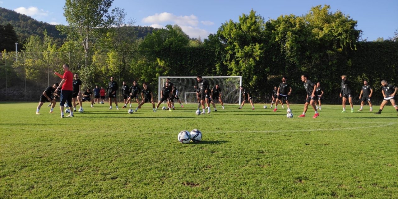 Iğdırspor 3. Lig’e Kızılcahamam’da hazırlanıyor