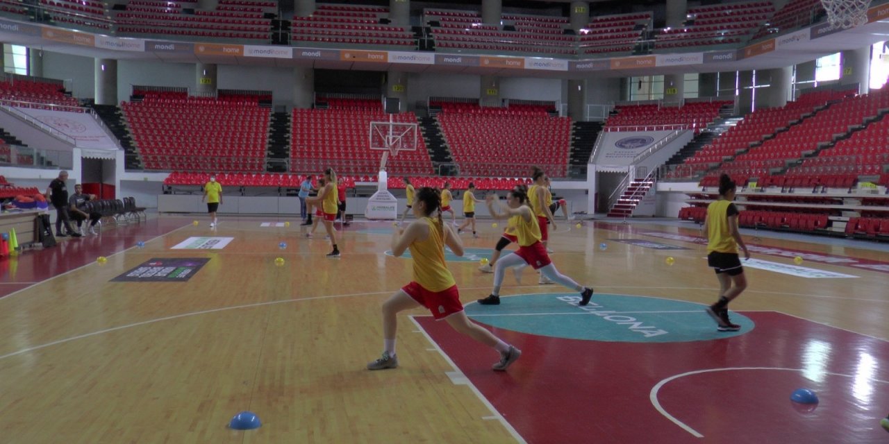 Bellona Kayseri Basketbol sezonu açtı