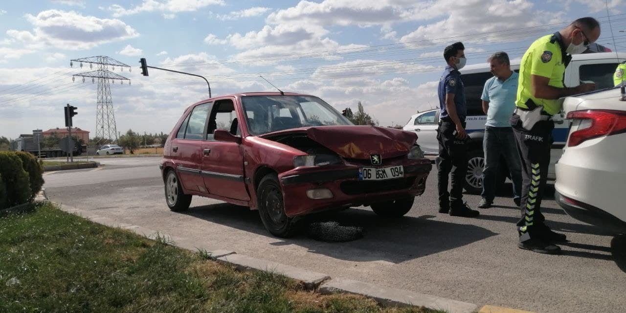 Aksaray’da tır ile otomobil çarpıştı: 4 yaralı