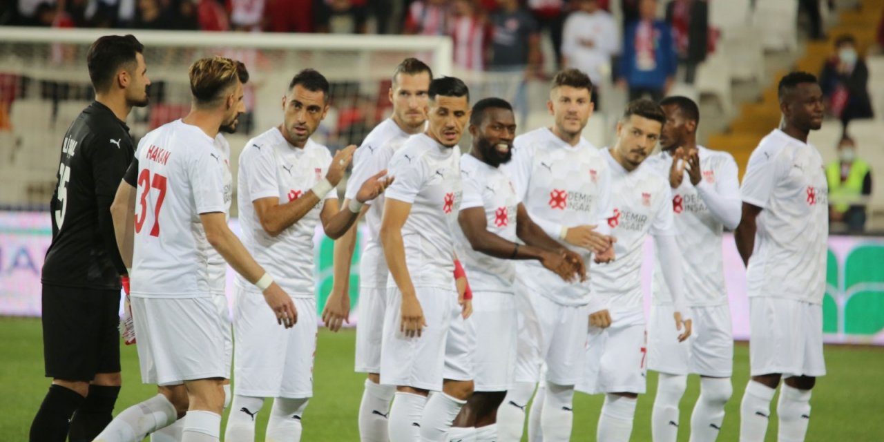 Sivasspor’da forma numaraları belli oldu