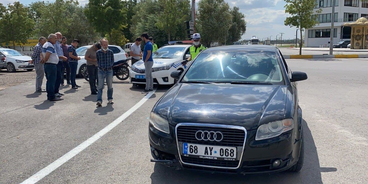 Otomobil ile çarpışan motosikletin sürücüsü ağır yaralandı