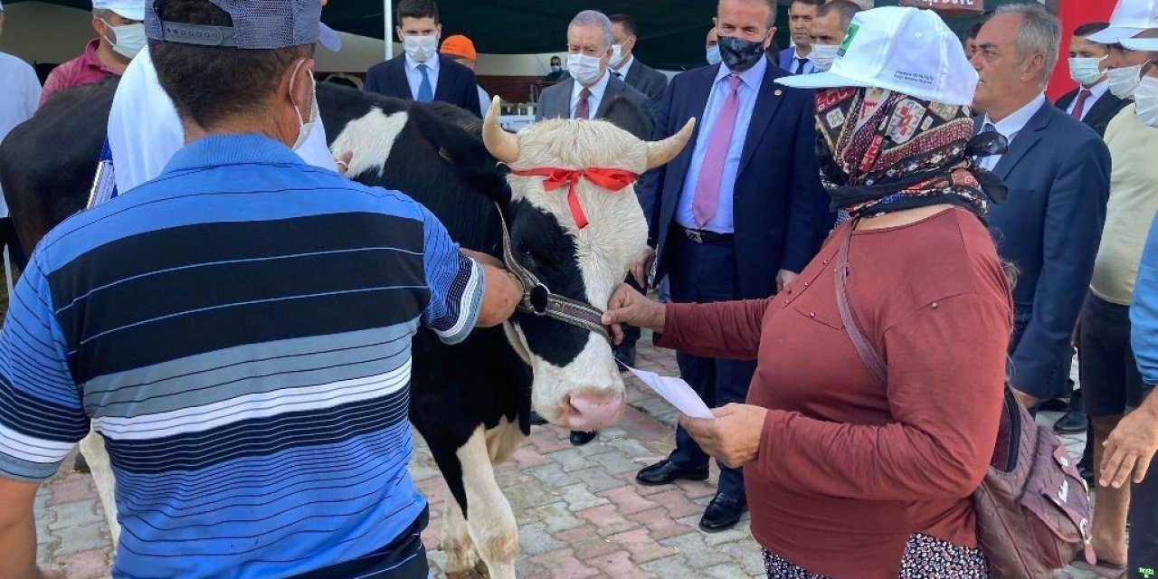 Ereğli Belediyesinin yangın bölgesine gönderdiği yardım yerine ulaştı