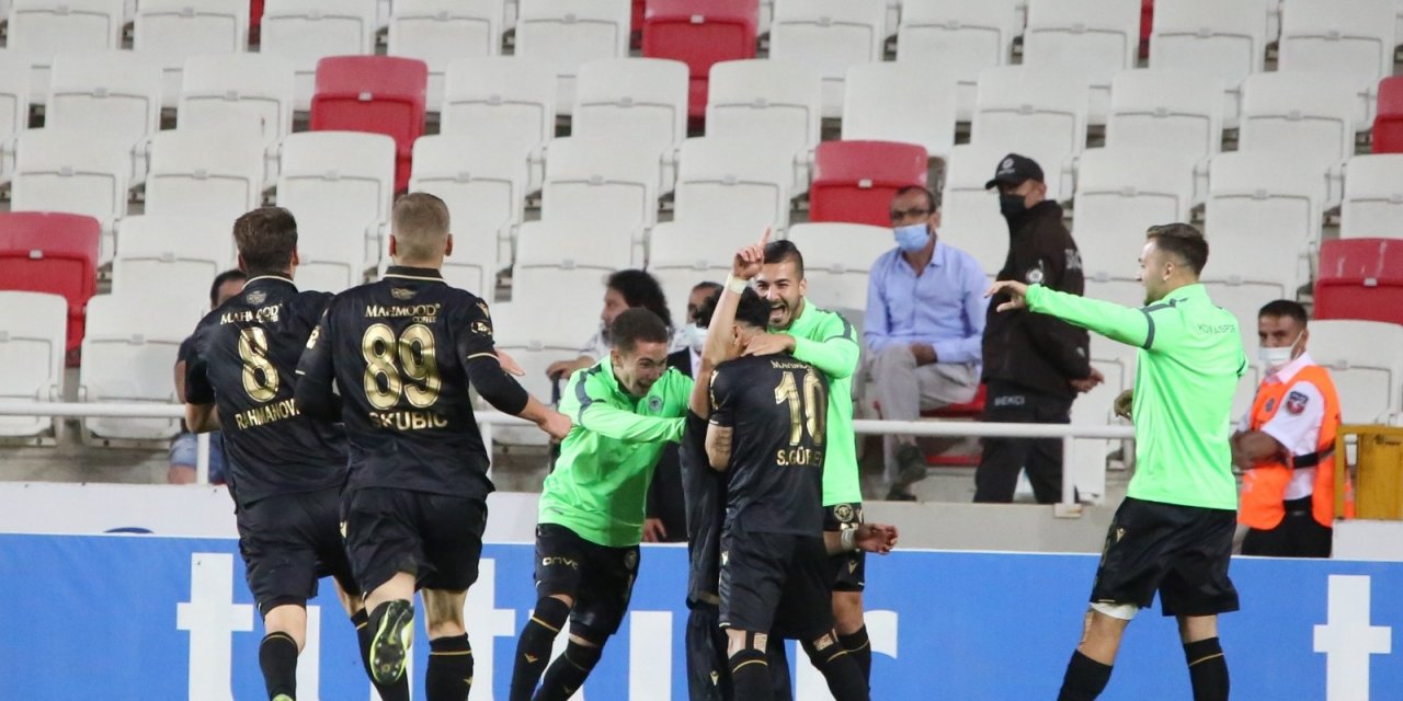 Süper Lig: Sivasspor: 0 - Konyaspor: 1 (Maç sonucu)