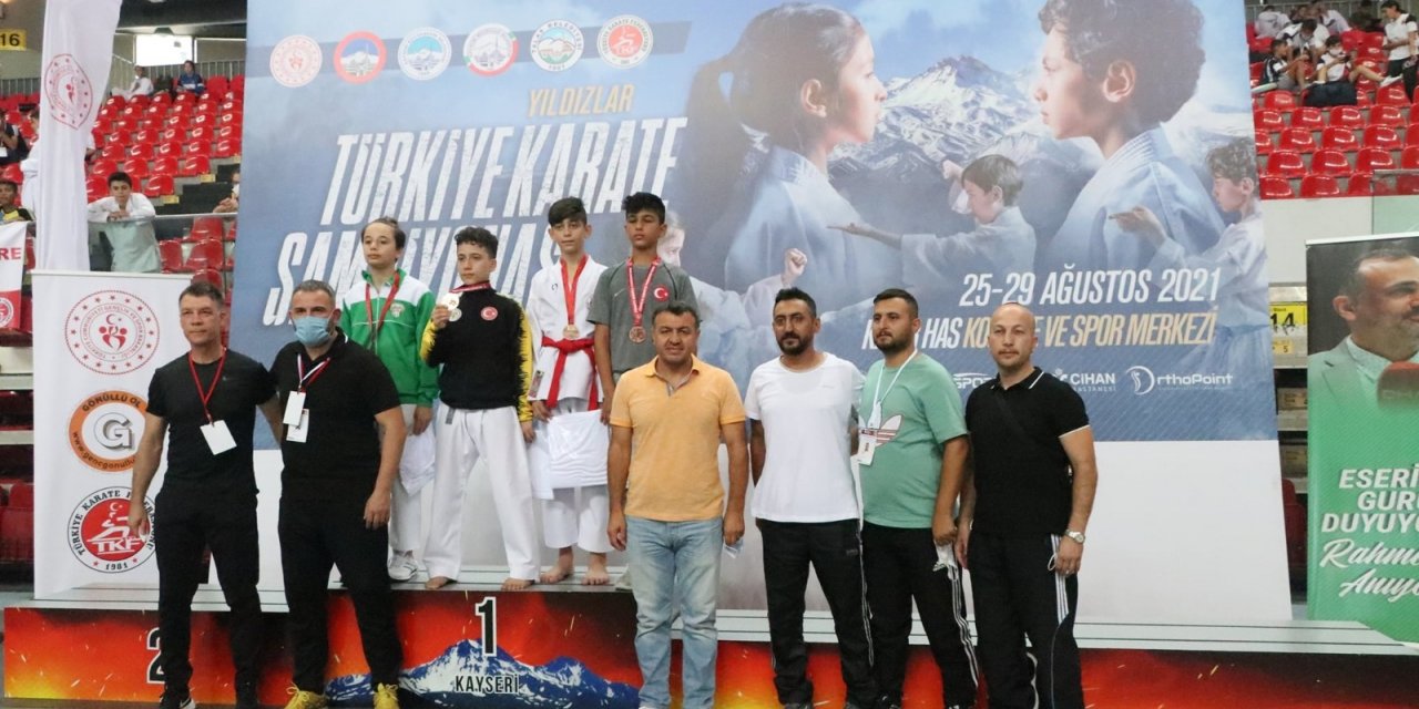 Karate şölenin de heyecan devam ediyor