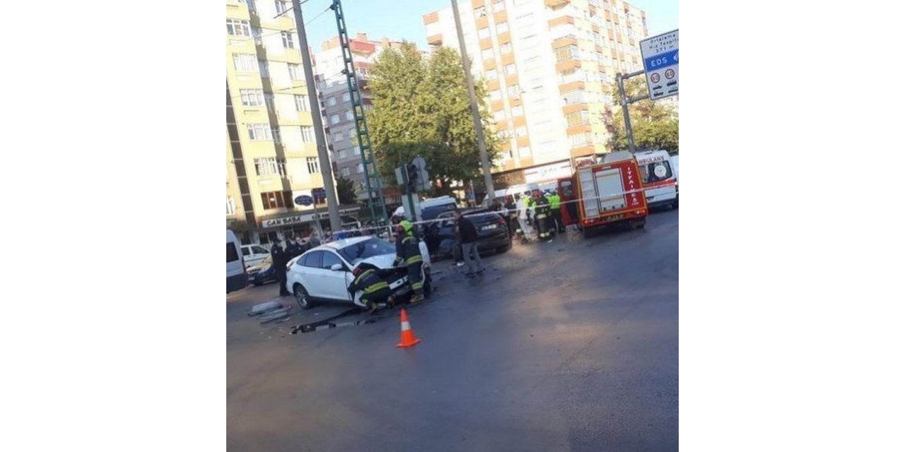 Konya’da otomobiller çarpıştı: 1 ölü, 2 yaralı