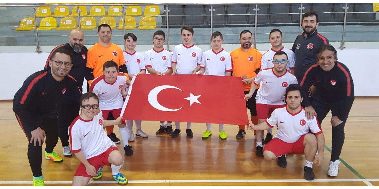 Down Sendromlu Futsal Milli Takım kampı sona erdi