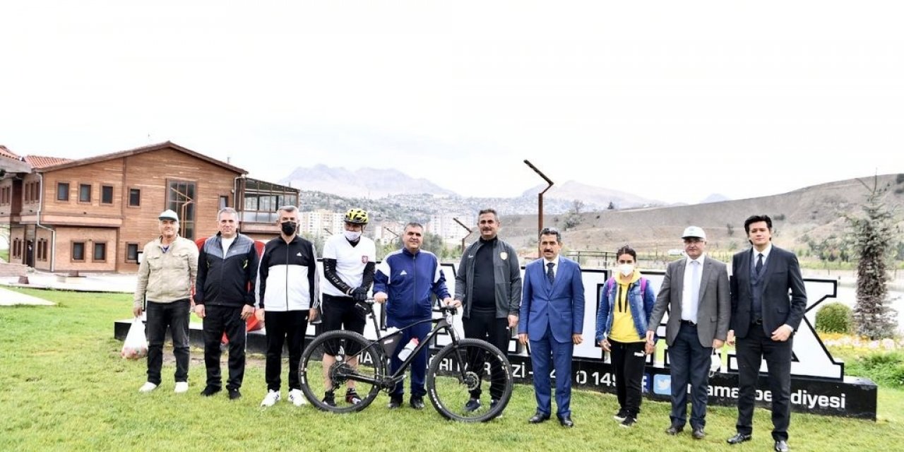 Mamak’ta pedallar hareketlilik için çevrildi