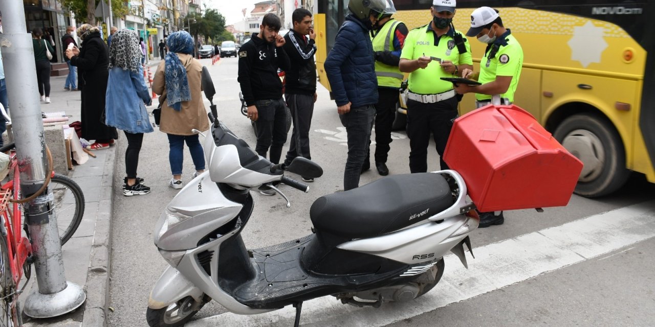 Aksaray’da halk otobüsleri ve motosikletler denetleniyor