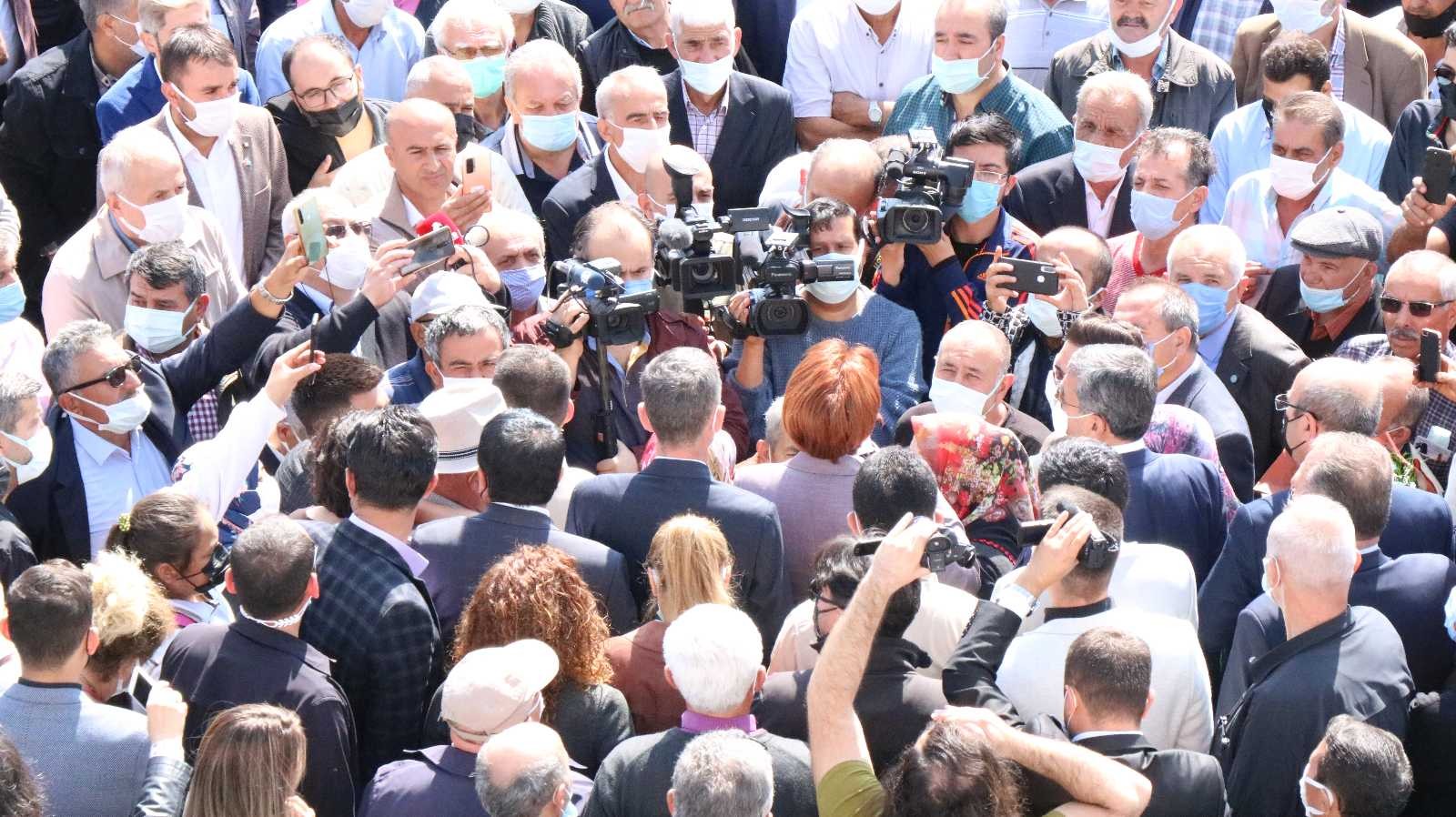 Akşener: "Esnaf gezilerinde propaganda yapmıyorum"