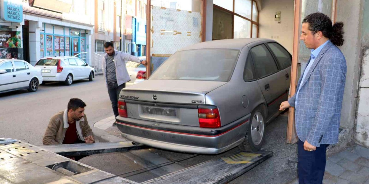 Türkiye'de Tek! Bu Otomobilin Eşi Benzeri Yok!