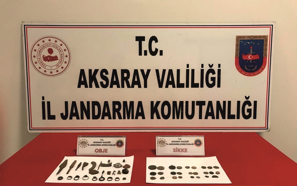 Eskil'de Operasyon! 52 Adat Tarihi Eseri Satamadılar-yakalandılar!