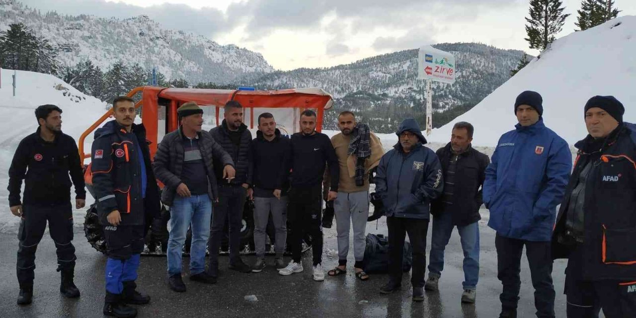 Konya’da yaylada mahsur kalan 3 kişiyi AFAD ekipleri kurtardı