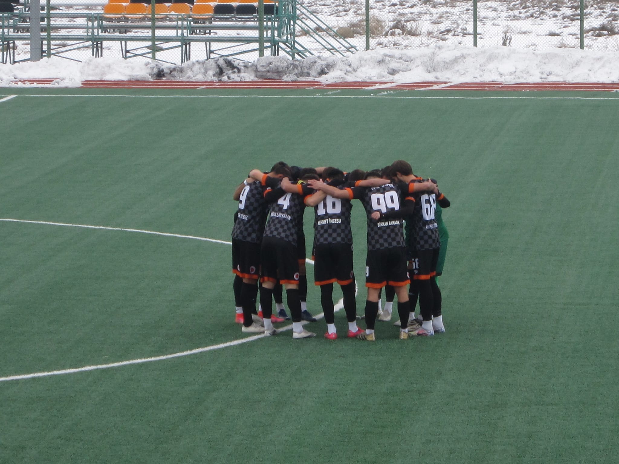 Eskil Belediyespor Devreyi Galibiyetle Kapattı: 1-0