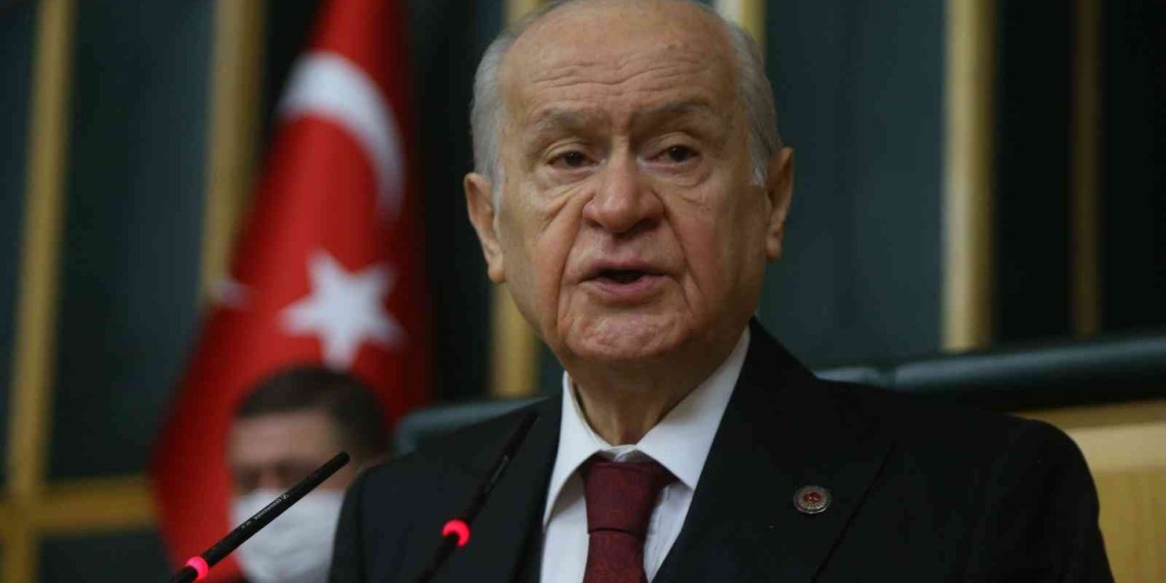 Bahçeli: “Cumhurbaşkanımızı hedef alan çirkin saldırıyı kınıyorum”