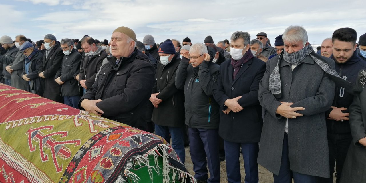 Dursun Gür son yolculuğuna uğurlandı