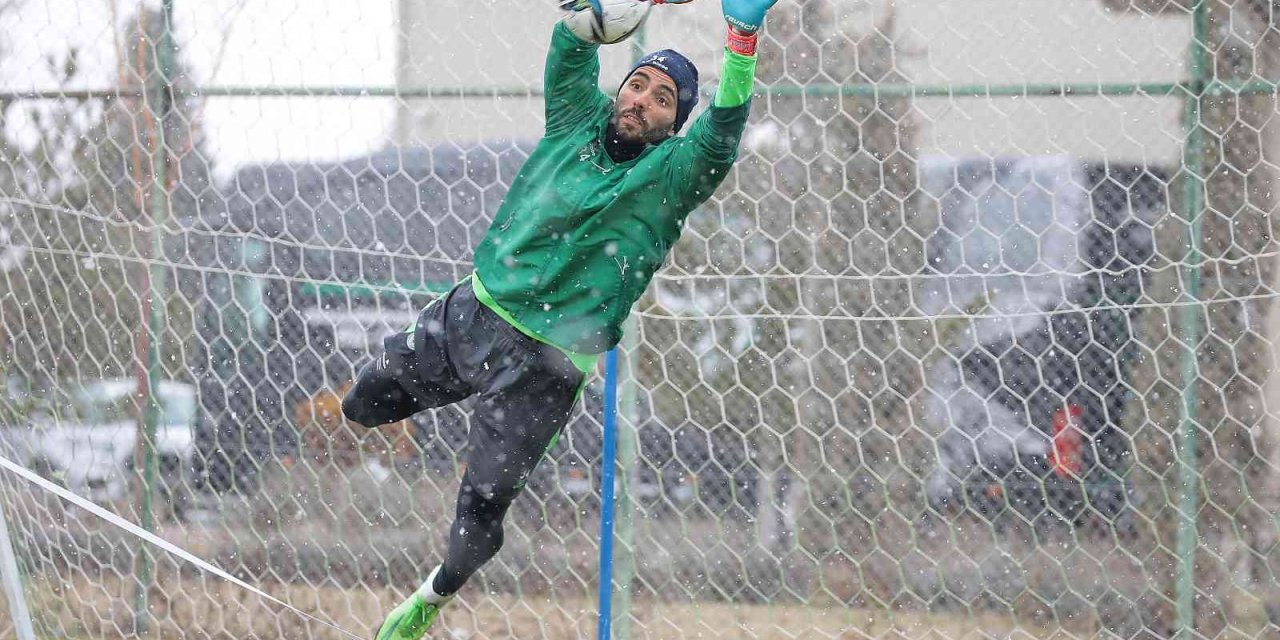 Konyaspor’da Kayserispor maçı hazırlıkları devam ediyor