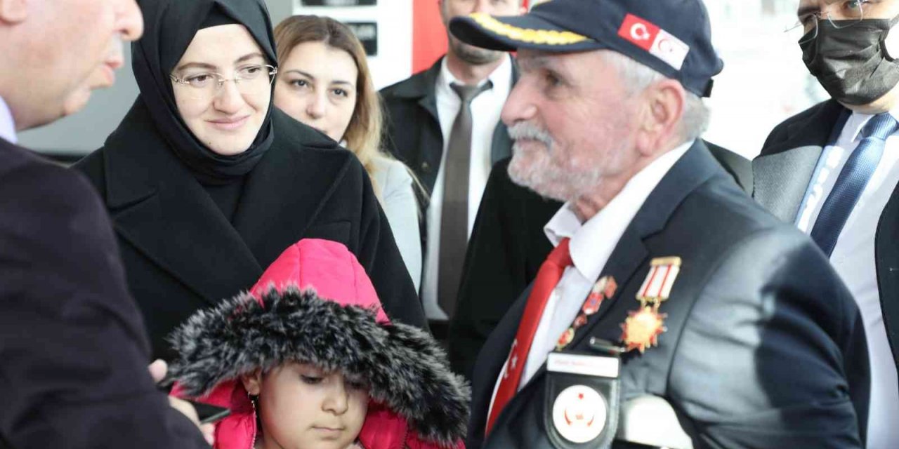 Şehit ve Devlet Büyükleri Emanetleri Sergisi Akyurt’ta