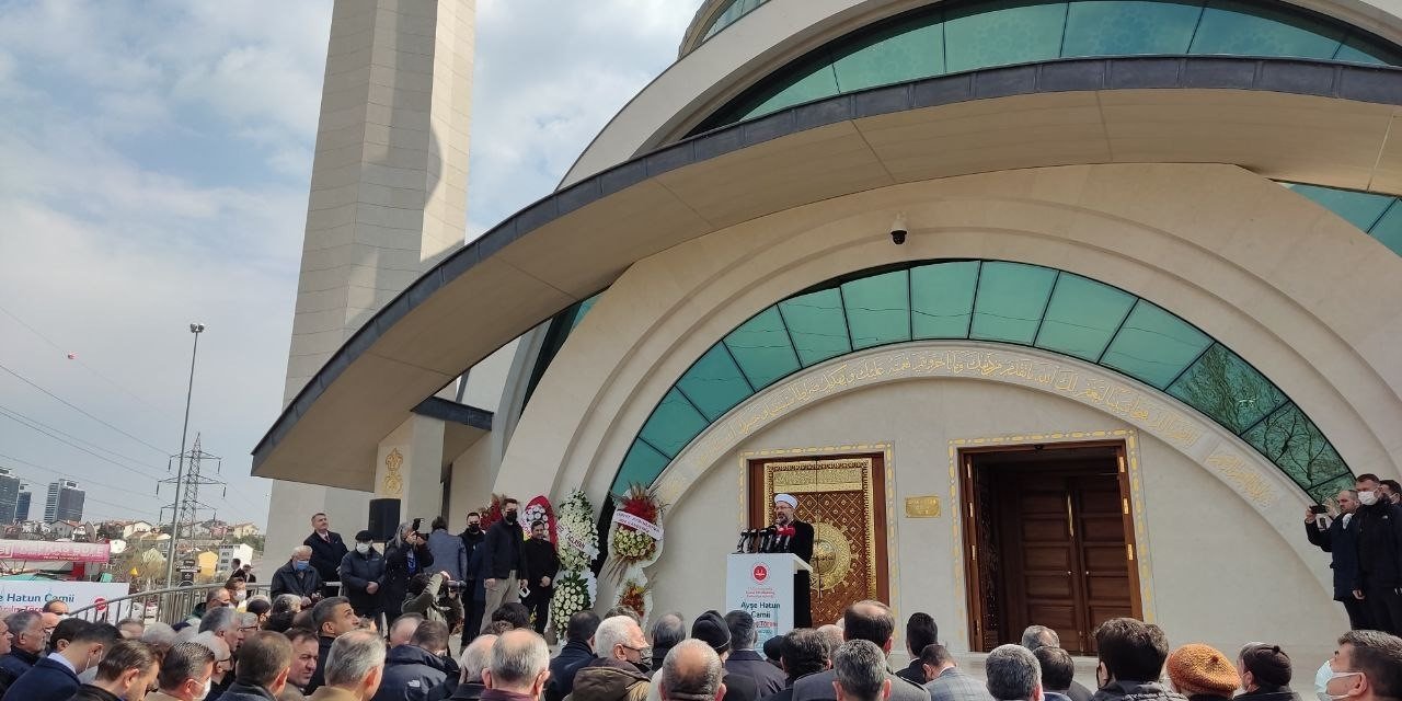 Diyanet İşleri Başkanı Erbaş: “Elhamdülillah ülkemizde 90 bin camide minareler yükselmektedir”