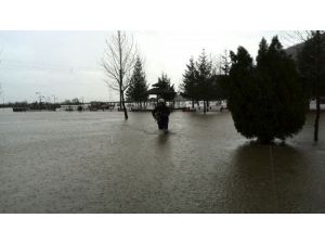 Seydişehir’de Kuğulu Park’ı Su Bastı