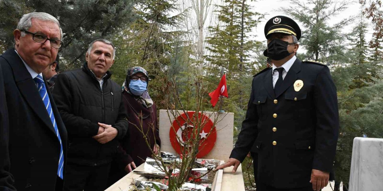 Aksaray’da polis haftası etkinlikleri şehitlerin anılmasıyla başladı