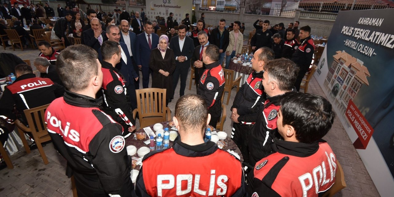 Karatay Belediyesi, ilçe emniyetini iftarda buluşturdu