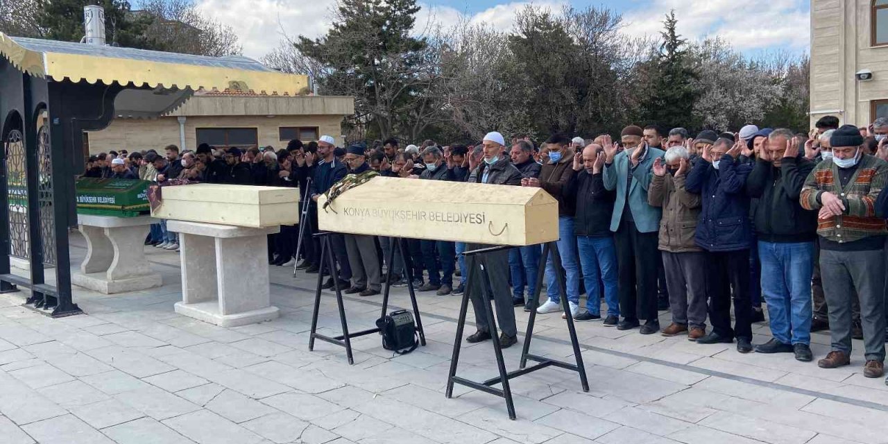 Sobadan sızan gazdan zehirlenen anne ve kızı son yolculuğuna uğurlandı