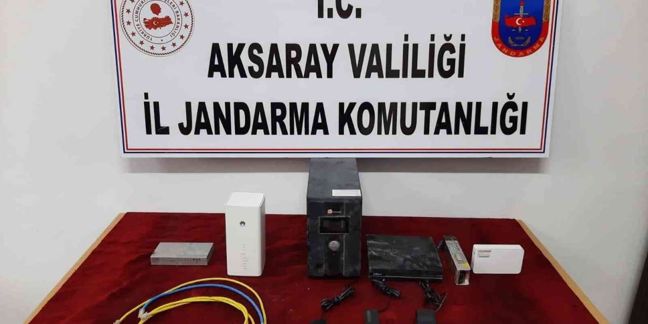 Aksaray’da inşaattan hırsızlık yapan 2 şüpheli yakalandı