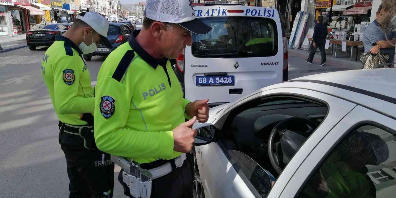 Aksaray’da bayram trafiği yoğunluğu denetim altında