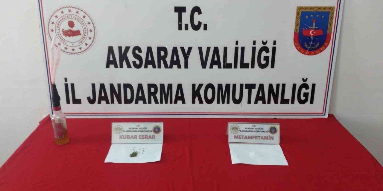 Jandarma uyuşturucu tacirlerine göz açtırmıyor