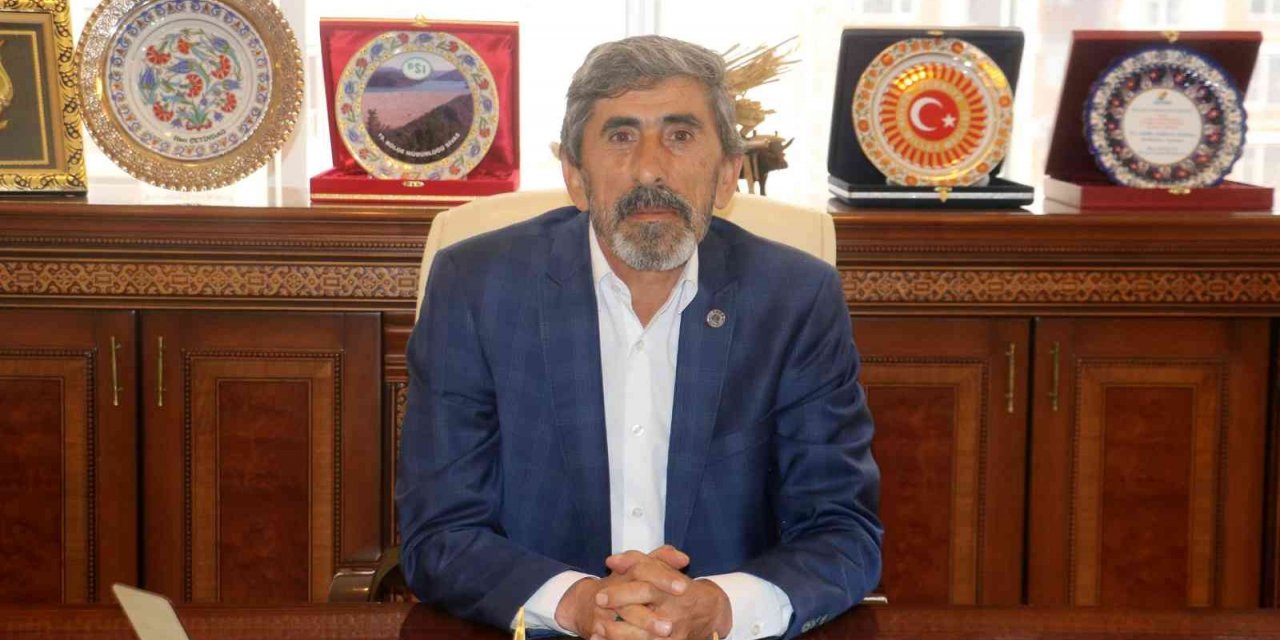 Başkan Çetindağ; “Hasada kadar da böyle giderse Türkiye’nin yüzünü güldüreceğiz”