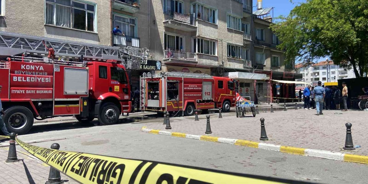 Yangında pencereden atlayan kadın hayatını kaybetti