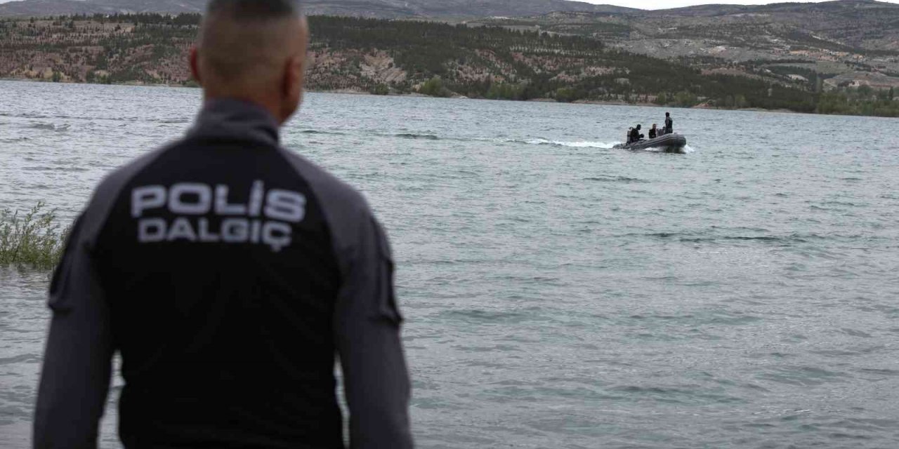 Serinlemek için suya girenlere uzmanlardan hayat kurtaran uyarılar