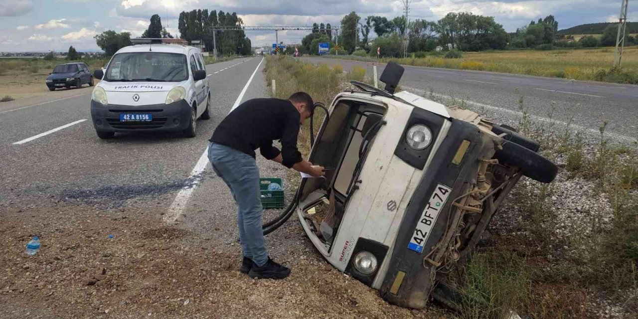 Kontrolden çıkan kamyonet devrildi: 1 yaralı