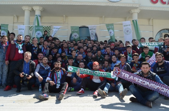 Torku Konyaspor Taraftarlarından Trabzonsporlu Taraftarlara Hoşgörü Yemeği