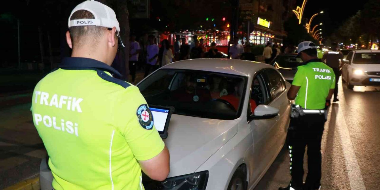 Aksaray’da trafik denetimleri sürüyor