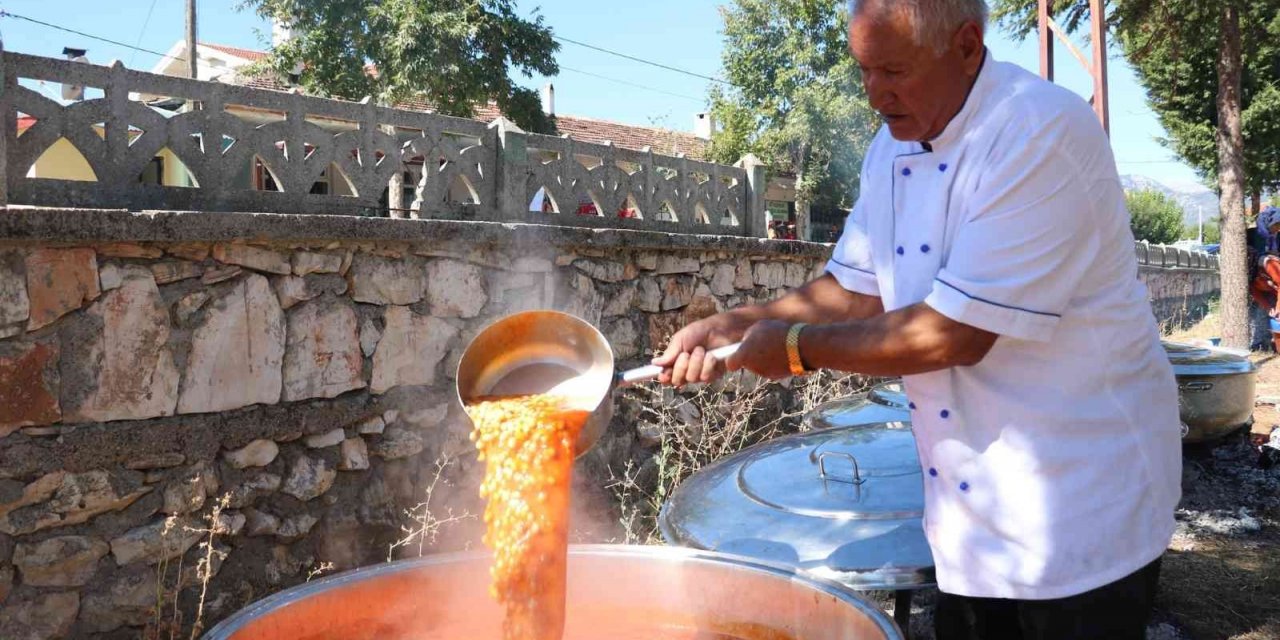 Beyşehir’de Geleneksel Çetmi Şeker Fasulyesi Festivali yapıldı