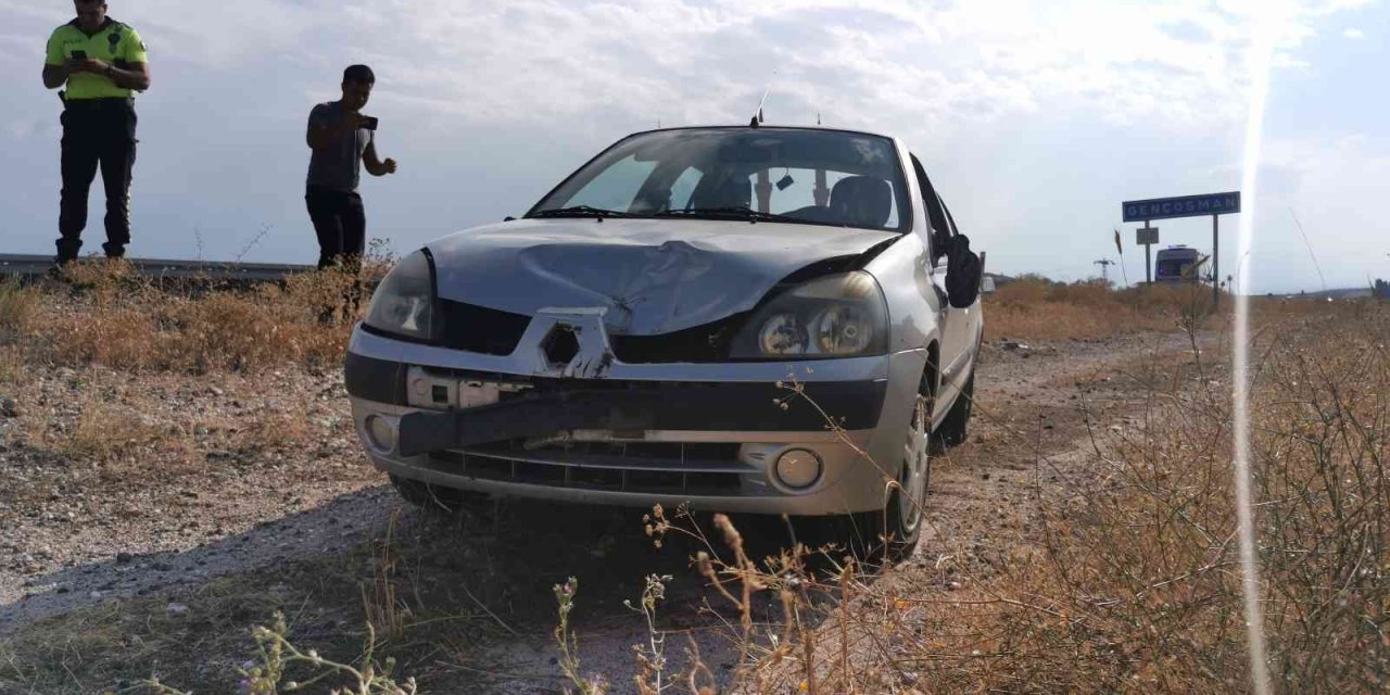 Kontrolden çıkan otomobil şarampole devrildi: 1 yaralı